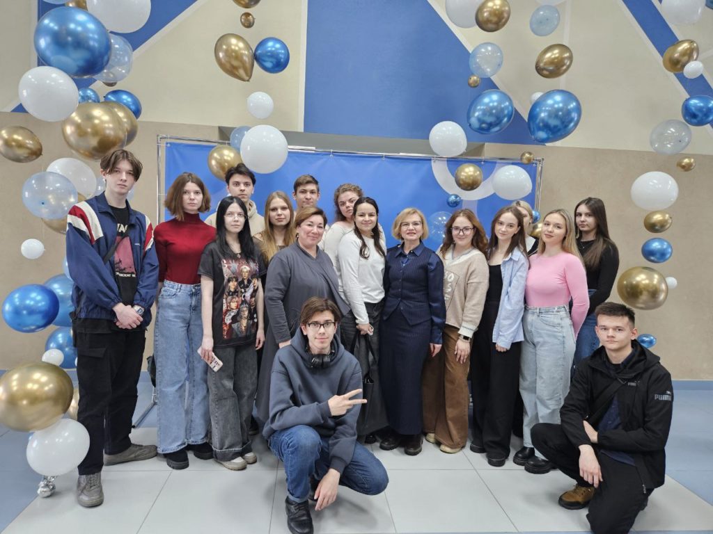Почему выпускники ИМИСК рулят